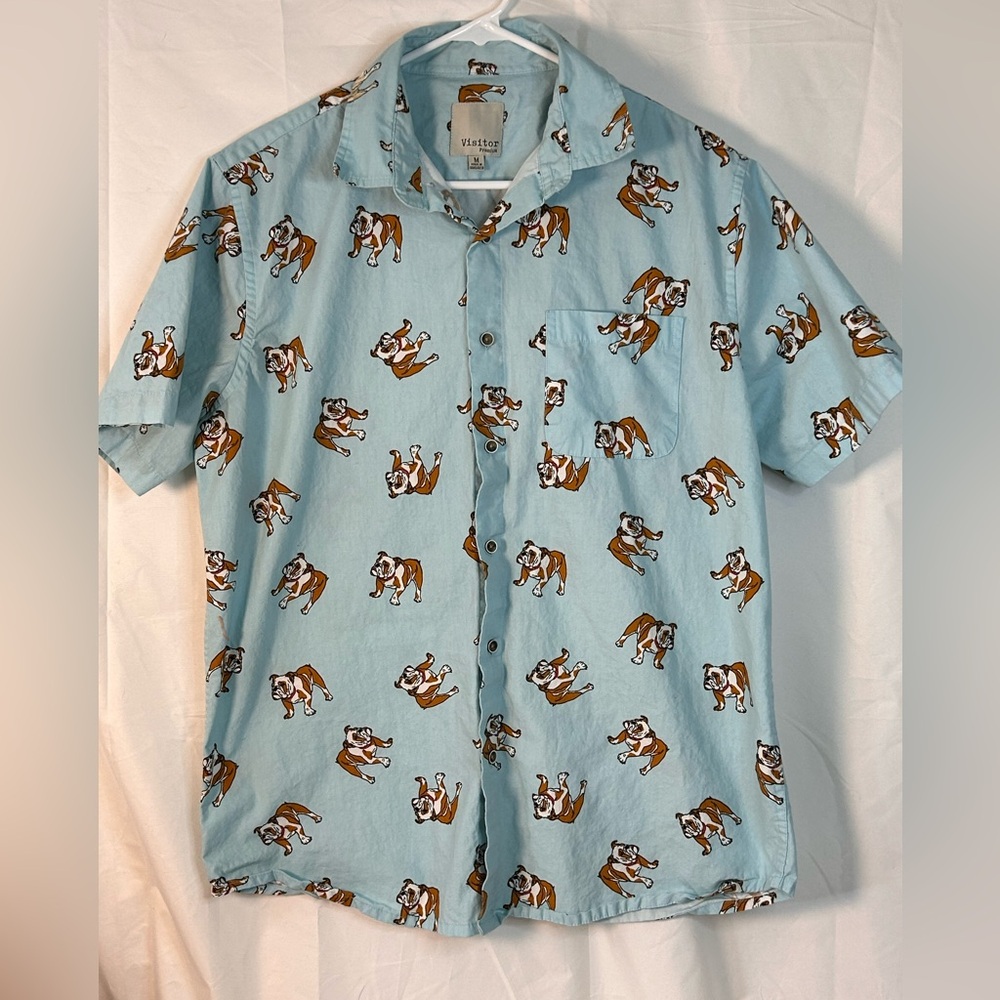 Visitor Premium English Bulldog Short‎ Sleeve Button Down Shirt Men’s Medium
